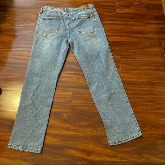 RSQ Men’s Classic Blue  Medium Wash Denim Jeans slim Straight 32x30 - Picture 7 of 8